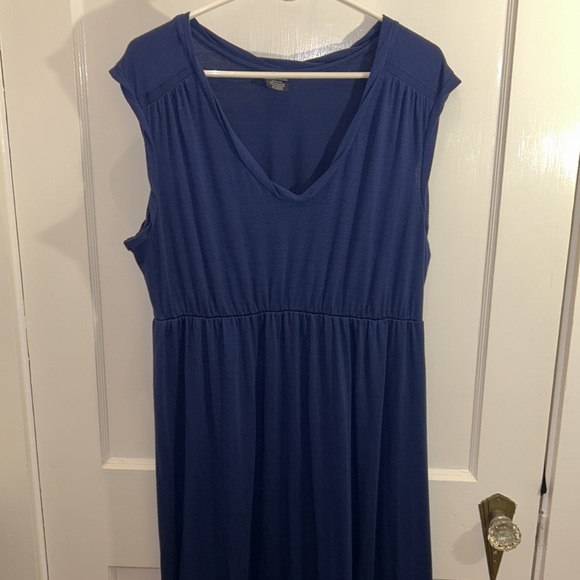*PRICE FIRM* Faded Glory Navy Maxi Sleeveless Dress - Picture 2 of 8